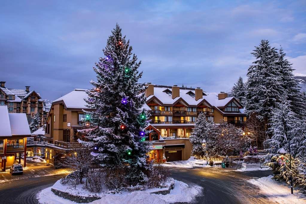 Whistler Village Inn & Suites Екстер'єр фото