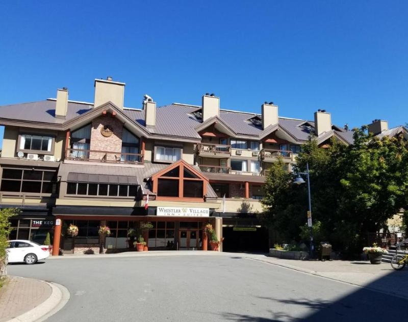 Whistler Village Inn & Suites Екстер'єр фото